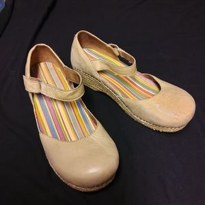 Dansko Missy Mary Jane Leather Jute Sandal Wedge Sand dollar Tan Beige  8.5 9 40